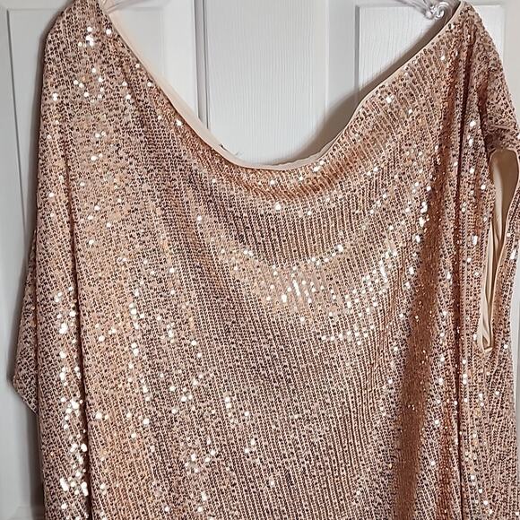 Torrid Sequin Off Shoulder Top, NWT, 5X - Picture 2 of 8